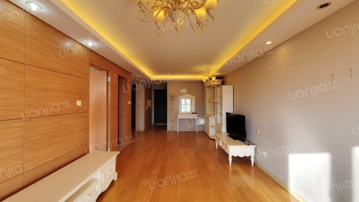 长阳半岛怡和路3号院二手房实景图