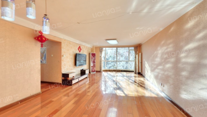 蝶翠华庭二手房实景图