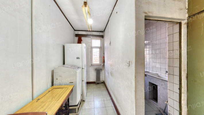 燕山水泥厂二手房实景图