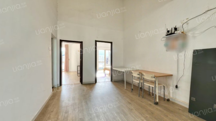 保利西山林语二手房实景图