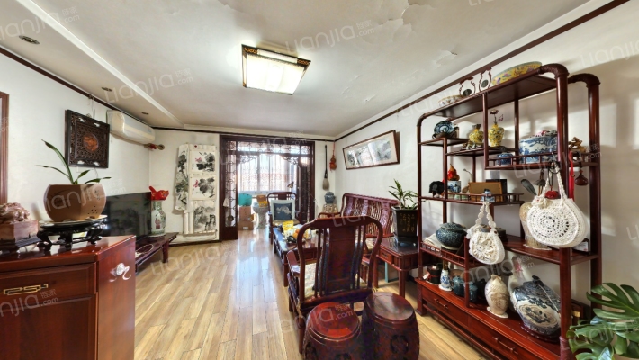 领地OFFICE二手房实景图