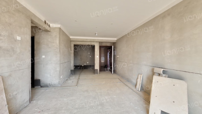 恒大铂珺花园三区二手房实景图