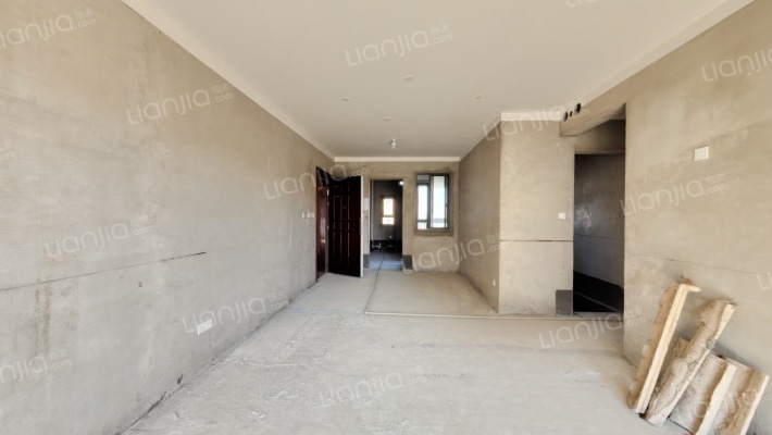 恒大铂珺花园三区二手房实景图