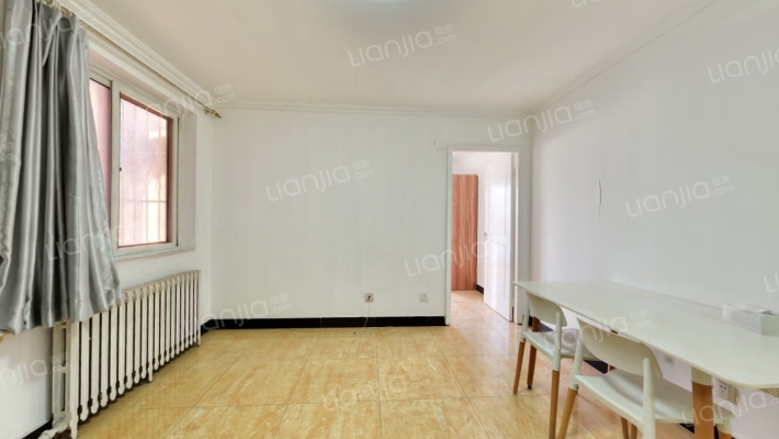 富贵园二区二手房实景图