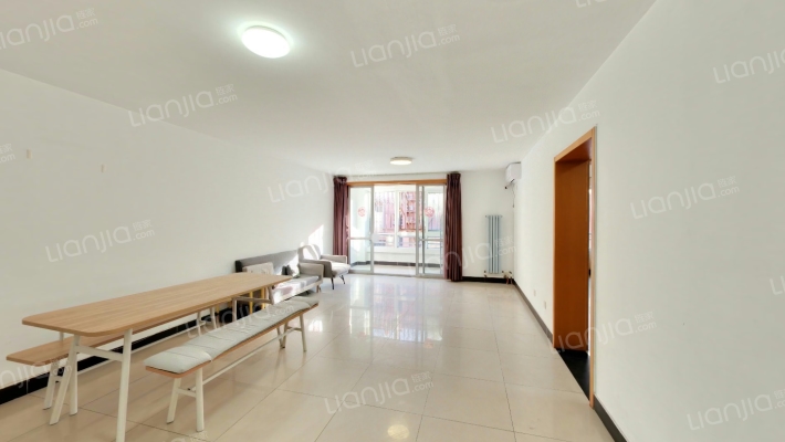 龙跃苑四区二手房实景图