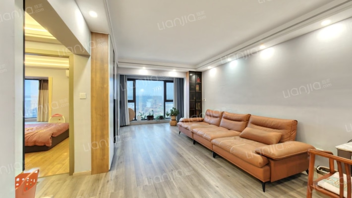 多彩贵州城11地块(温泉小镇)C组团二手房实景图