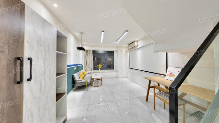 旭辉荣华公园大道二手房实景图