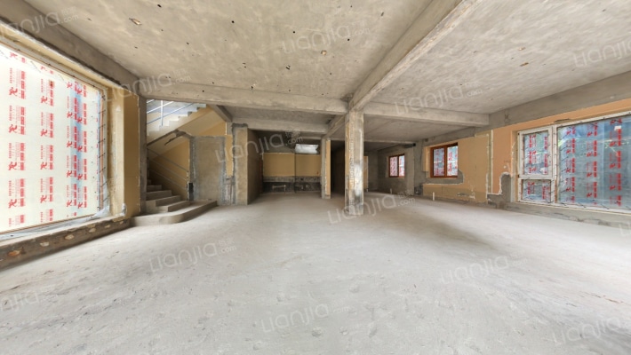 麓山国际黑钻山庄二手房实景图