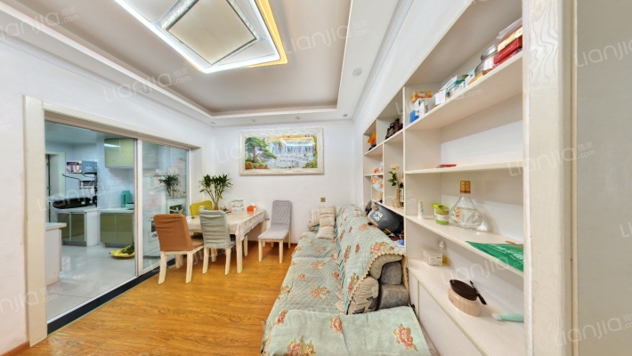 公交合裕路宿舍二手房实景图