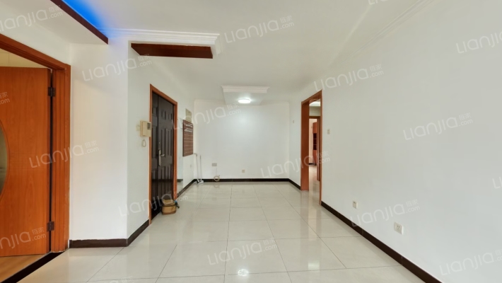 万润风景二手房实景图