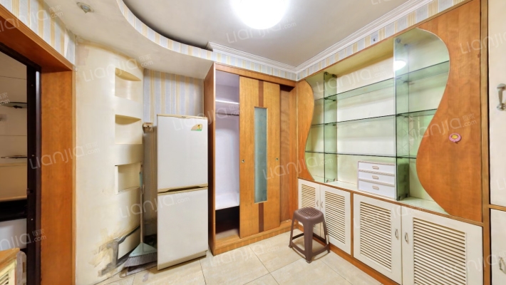 丽阳四季二手房实景图