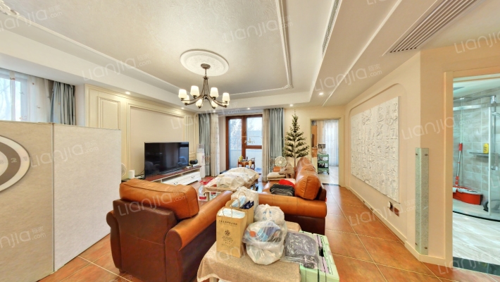 金隅翡丽蓝爵堡二手房实景图