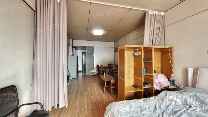 银座国际二手房实景图