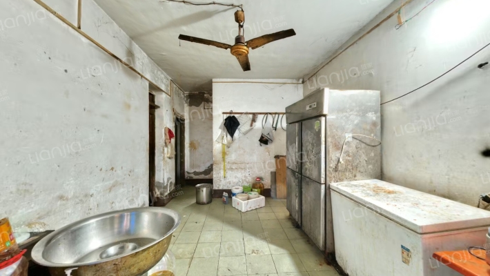 南坪东路1巷二手房实景图