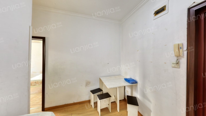 甘家口小区二手房实景图