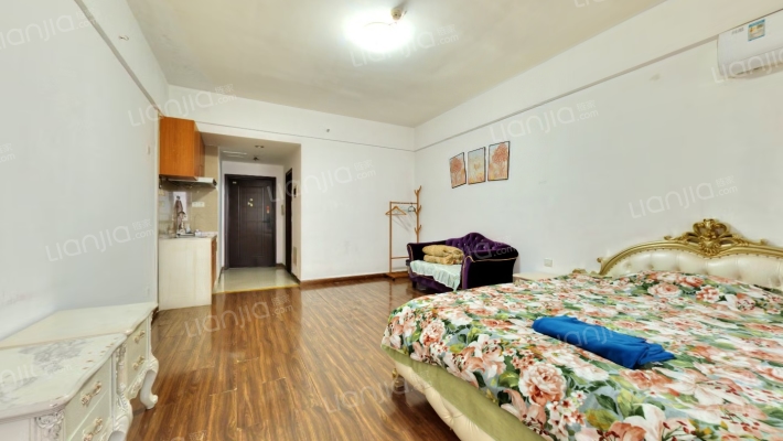 积玉桥万达SOHO二手房实景图