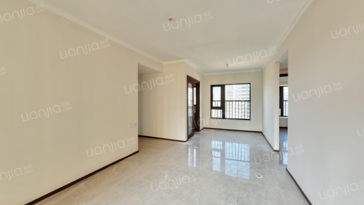 华发汇华湾畔花园二手房实景图