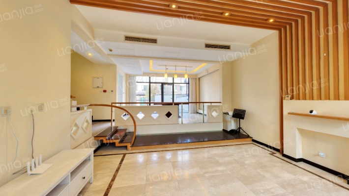 优山美地C区二手房实景图