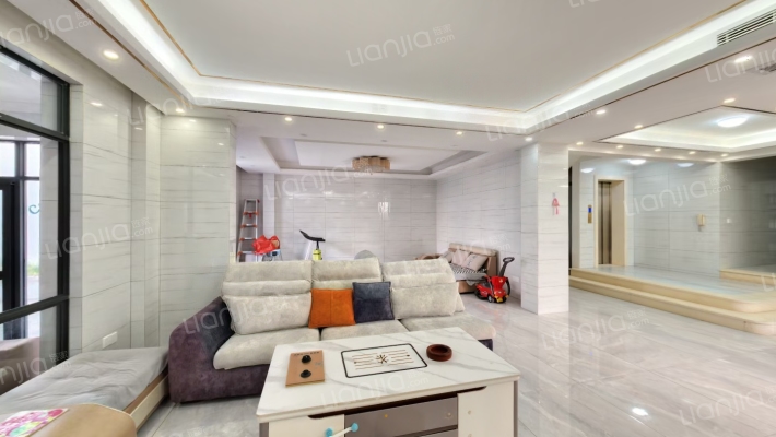 河峰东方墅二手房实景图