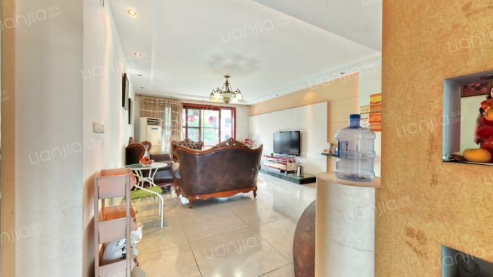 都江堰花园二手房实景图