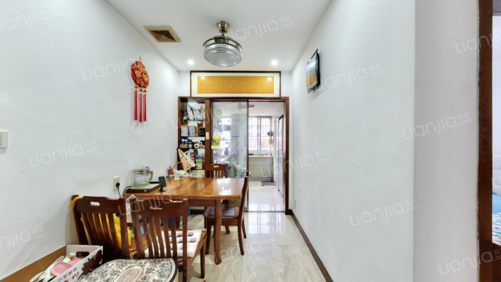 沿山河新村二手房实景图