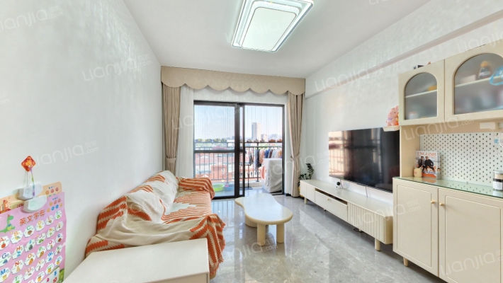 中和居二手房实景图