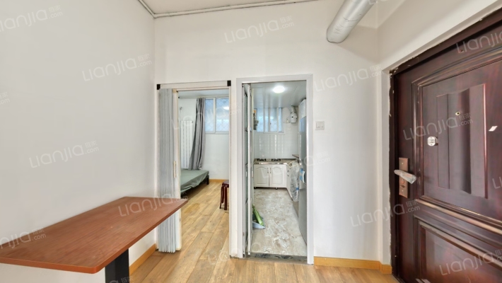 东交民巷32号院二手房实景图