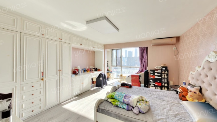 泰悦豪庭二手房实景图