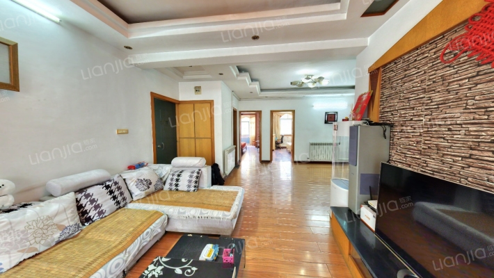 汉阳大街122号二手房实景图