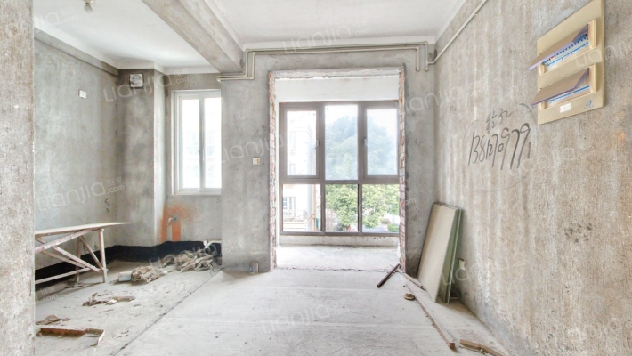 富土家园二期东区二手房实景图