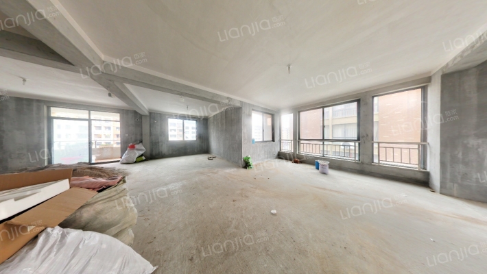 临嘉公寓二手房实景图