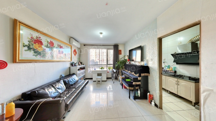 泰福苑D1区二手房实景图