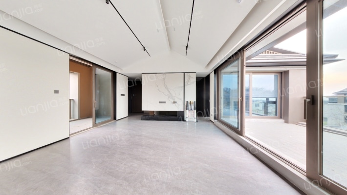 月陇云岚轩二手房实景图