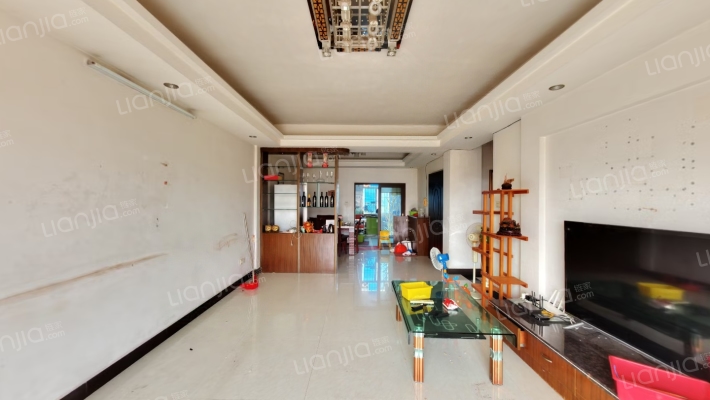 新荔苑小区二手房实景图