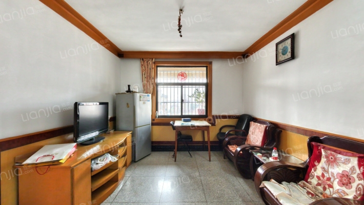 朝天街49号二手房实景图