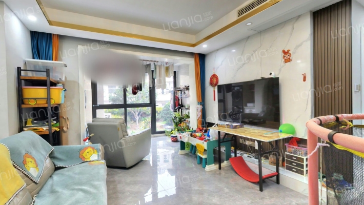 汇盛花苑二手房实景图