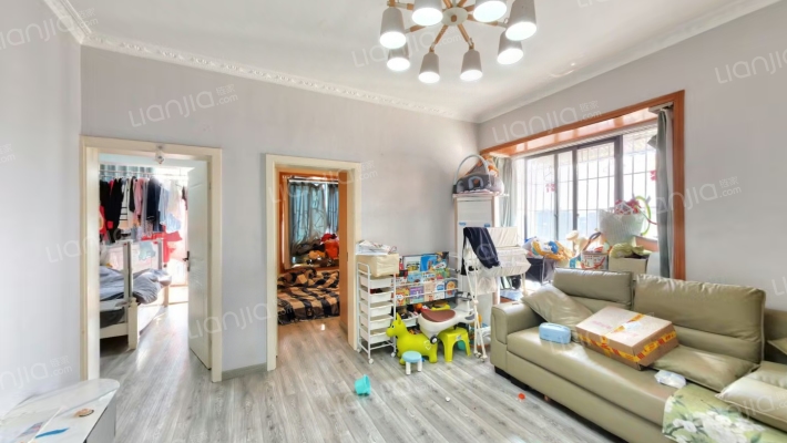 温馨家园二手房实景图