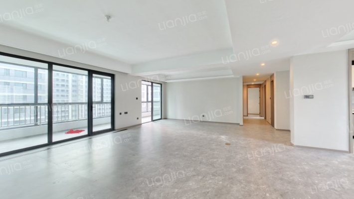 中国铁建·花语湖畔二手房实景图