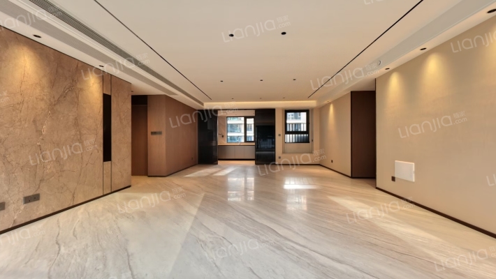 龙湖亚伦央璟颂二手房实景图