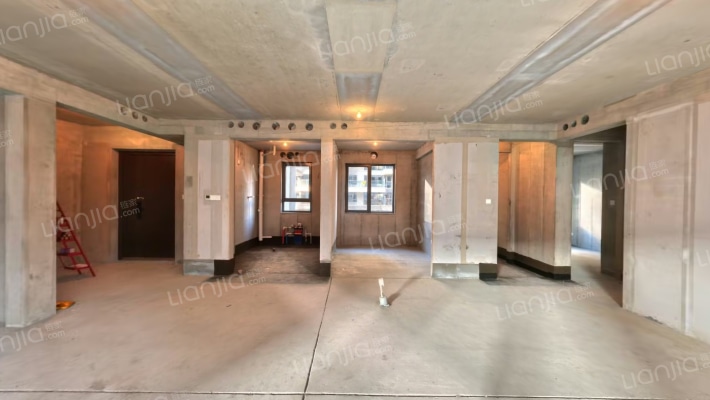 龙翔奥城云樾二手房实景图