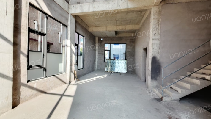 西堡南街二手房实景图