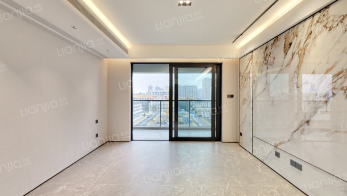 中海·玖樾二手房实景图