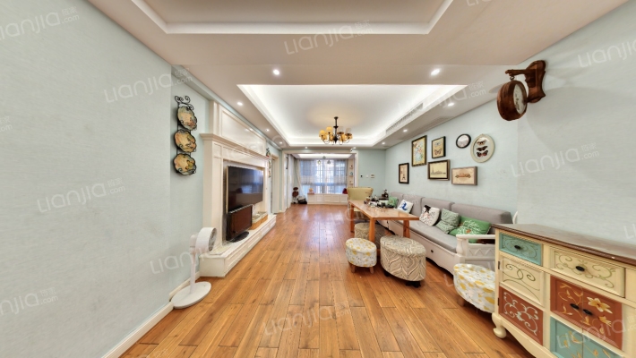 国际华城B区二手房实景图