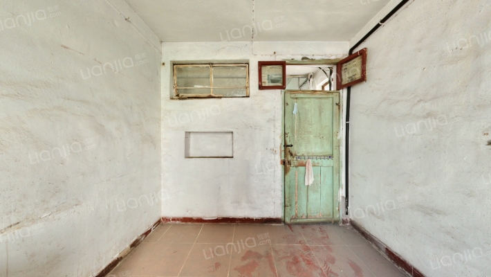 菀坪社区二手房实景图