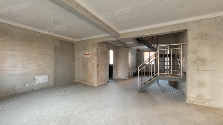 东骏名府二手房实景图