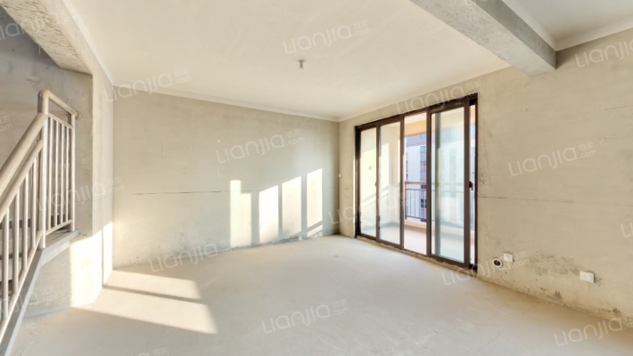 东骏名府二手房实景图