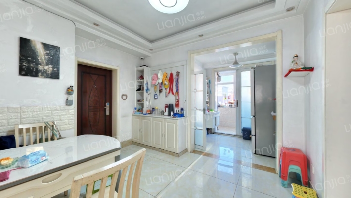 三里庄东街100号二手房实景图