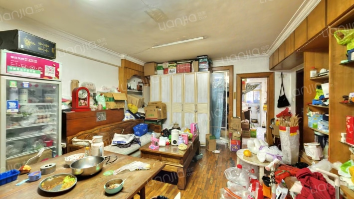 鸿运里二手房实景图