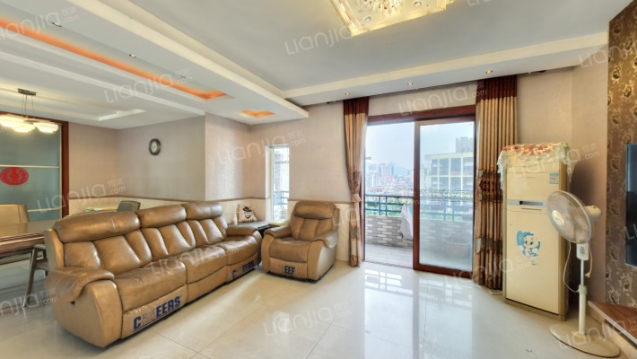 芳草地二期二手房实景图