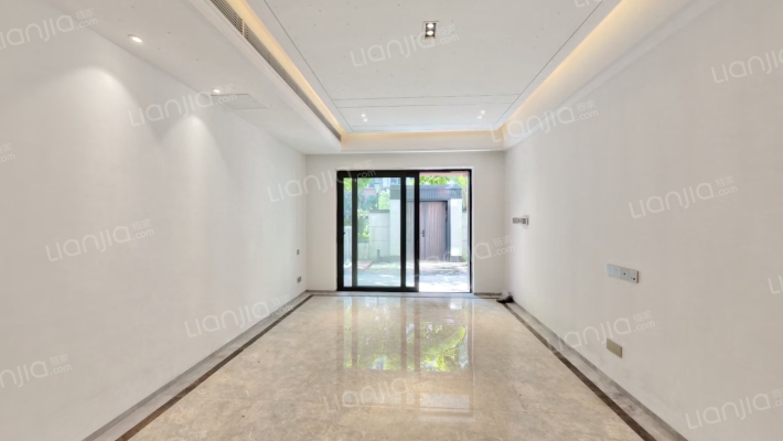 万科红树东岸二手房实景图